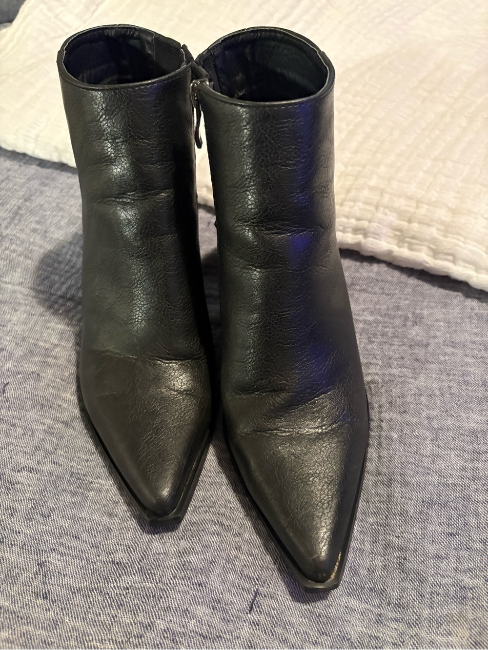 Women’s Black Pointed Toe Ankle Boots - Sleek Leather Look